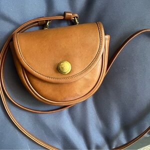 Vintage Coach 9826 Mini Belt Bag Crossbody Leather Purse